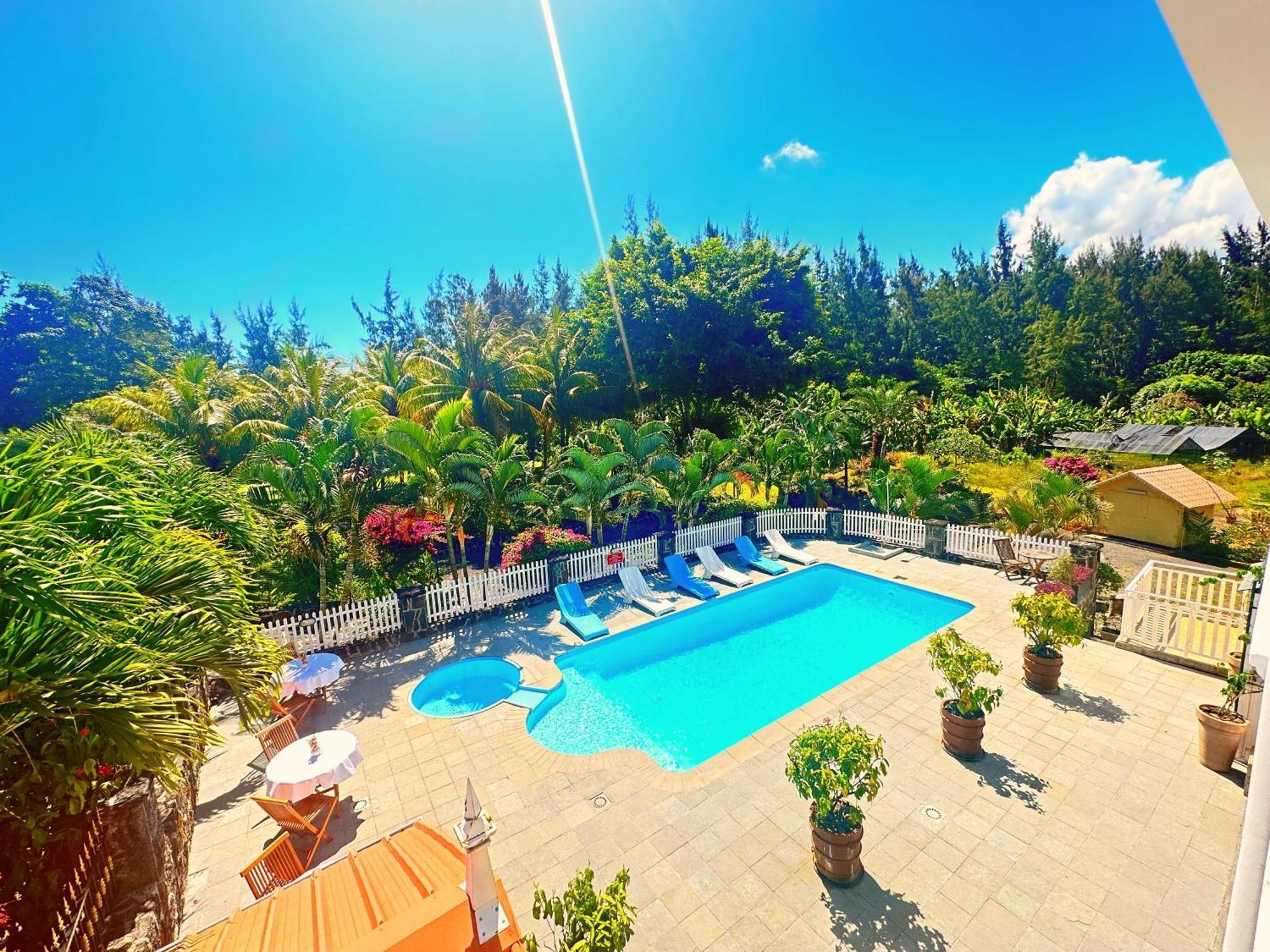 Koa Hotel Riambel Kültér fotó