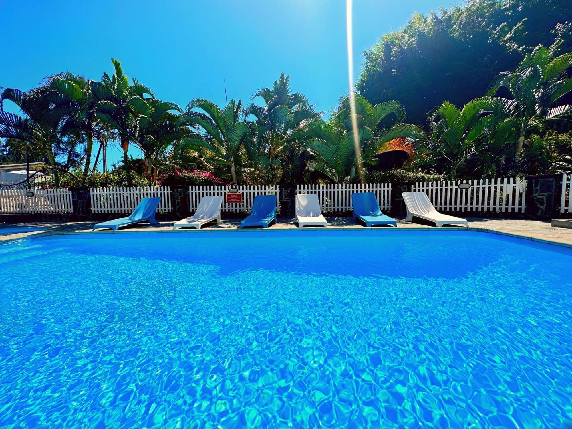 Koa Hotel Riambel Kültér fotó