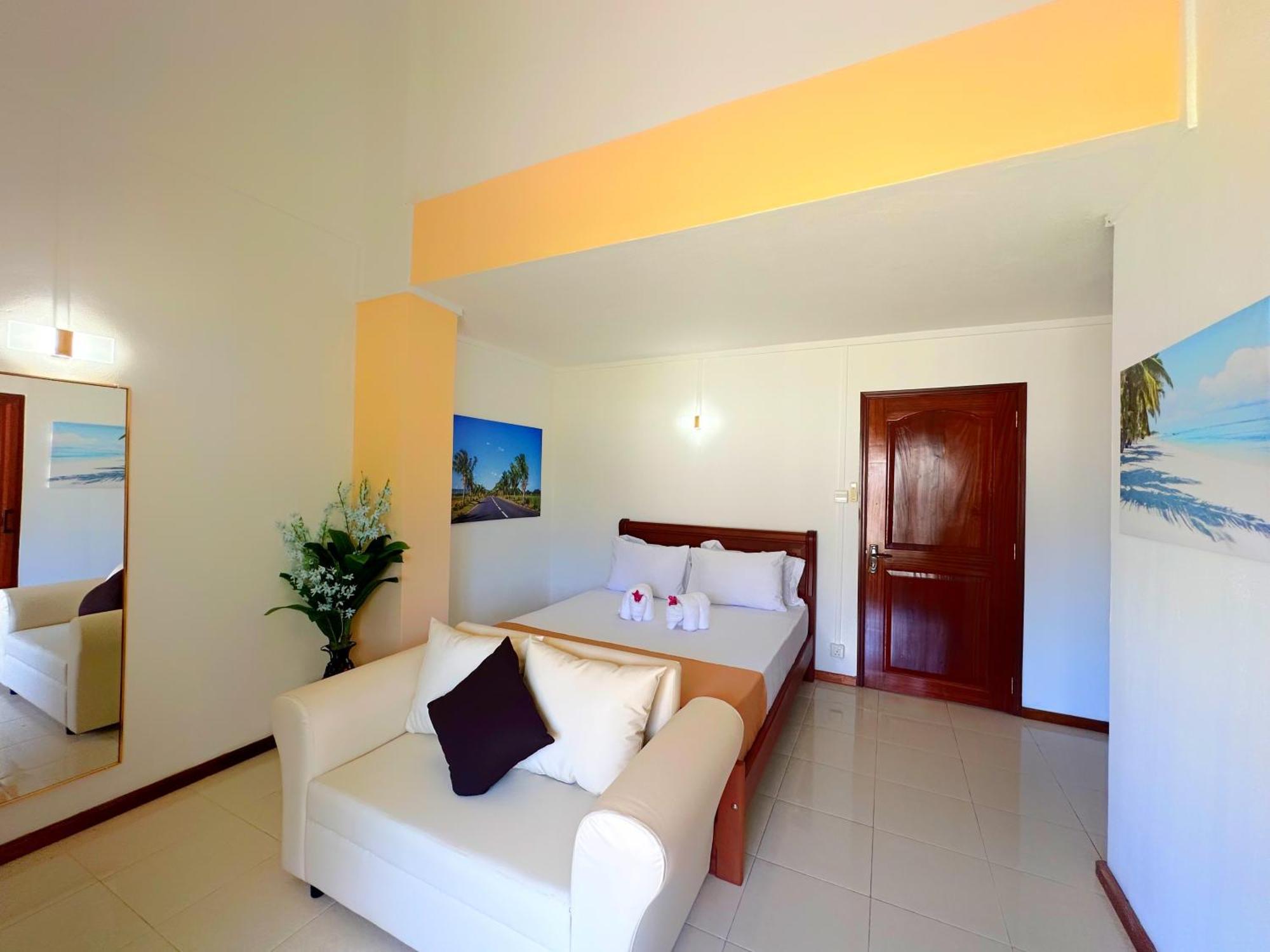Koa Hotel Riambel Kültér fotó